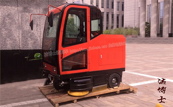 掃地車(chē)廠家