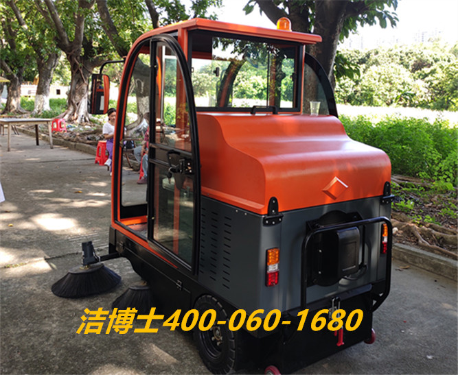 潔博士電動(dòng)掃地車客戶案例——番禺南沙有榮船舶工業(yè)有限公司 潔博士電動(dòng)掃地車客戶案例——番禺南沙有榮船舶工業(yè)有限公司